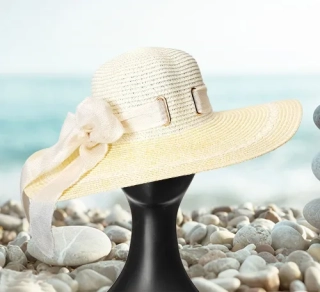 Dámský letní klobouk - slamák s elegantní stuhou a mašlí - krémový