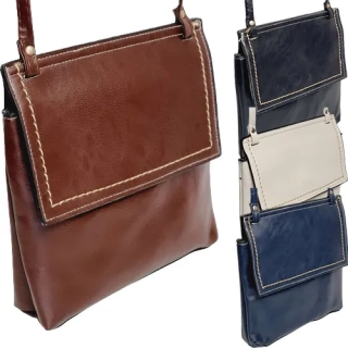 Dámská crossbody kabelka s klopou a ozdobným prošíváním